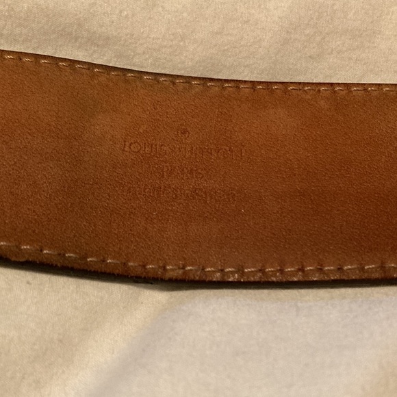 LV belt 100% authentic - Picture 3 of 4